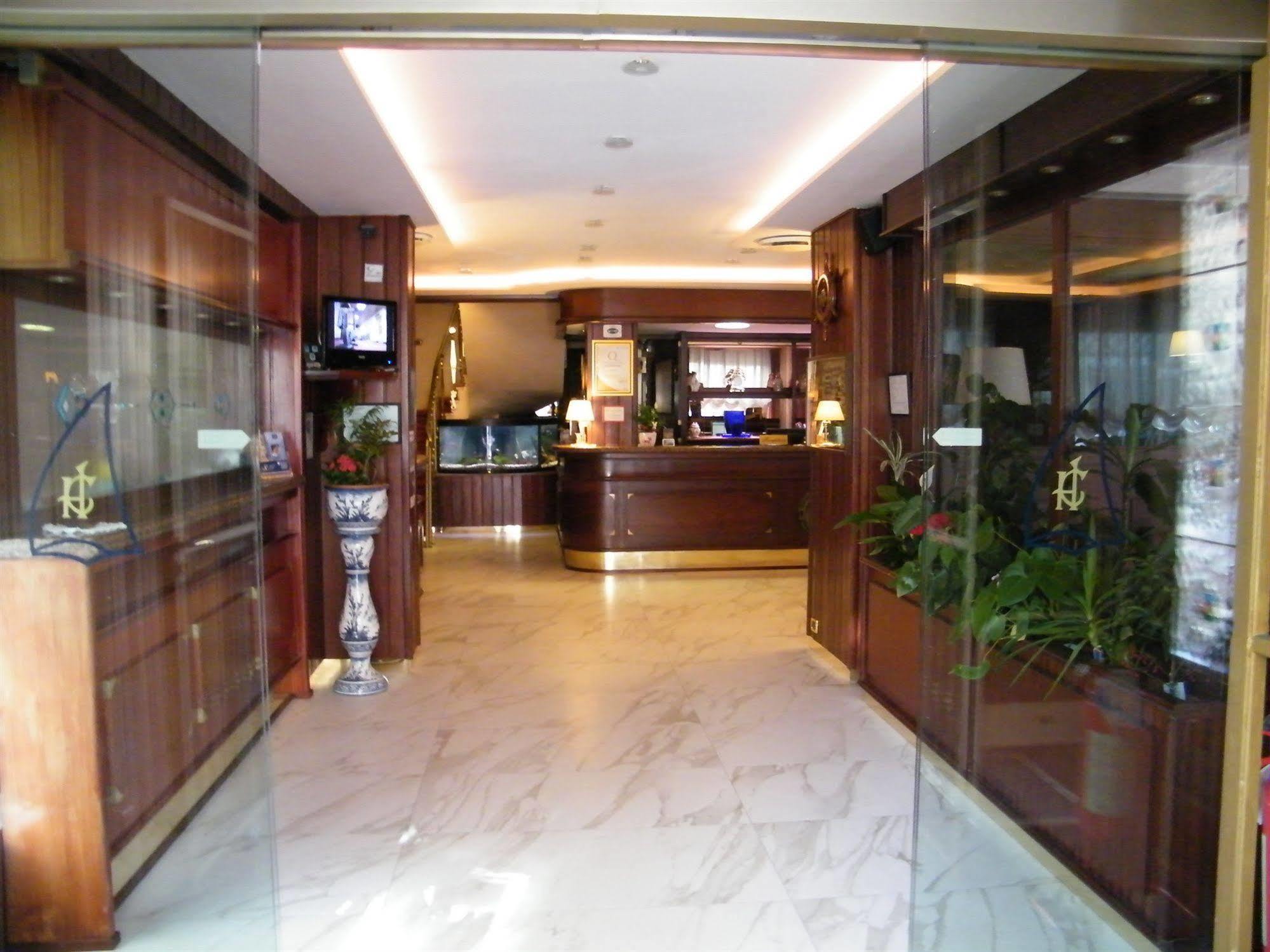 Hotel Cristallo Varazze Esterno foto