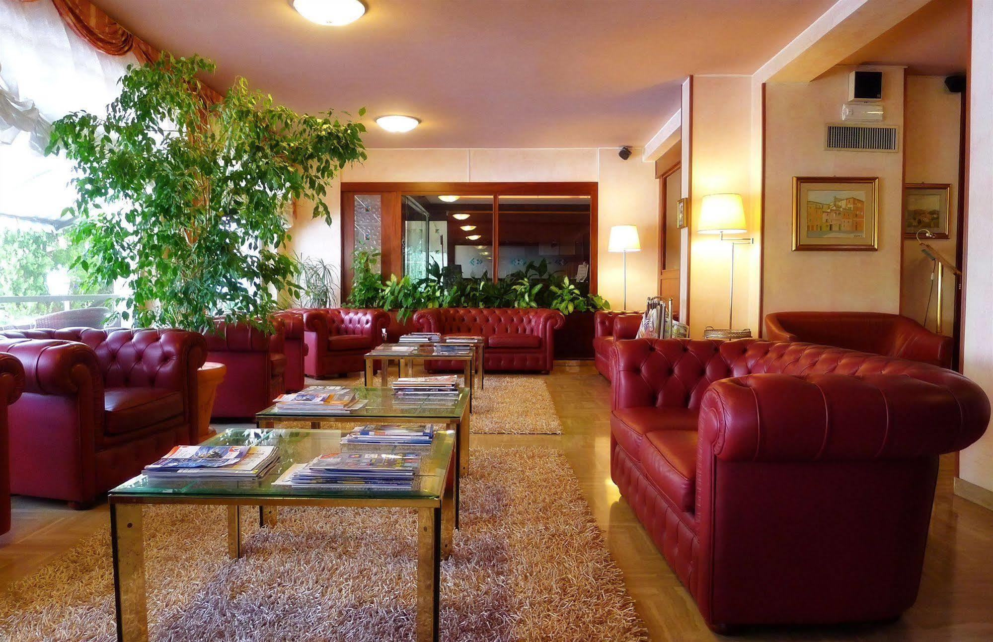Hotel Cristallo Varazze Esterno foto