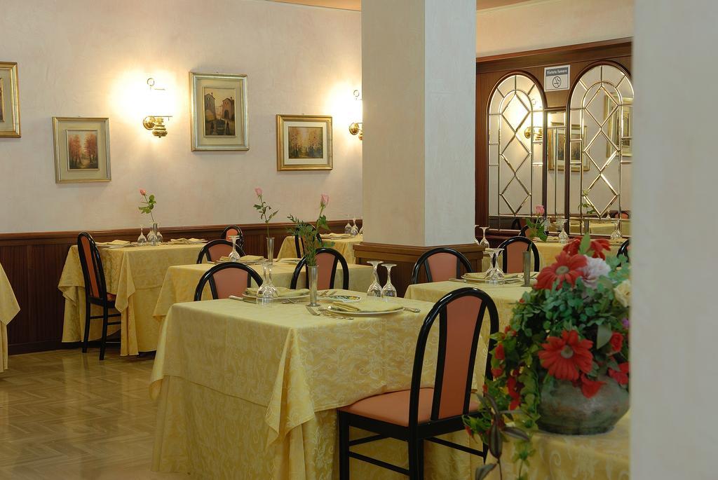 Hotel Cristallo Varazze Ristorante foto